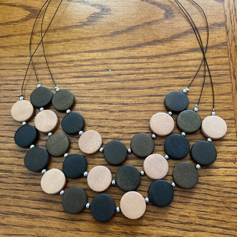 Woman"s Fashion Costume Necklace Brown Shades Circle Wardrobe Essential